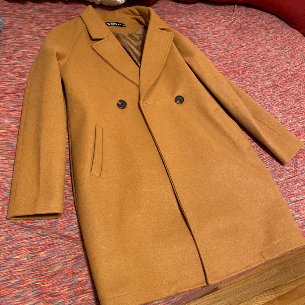 Coat - Picture 2 of 2
